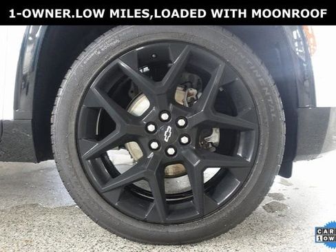 Used 2024 Chevrolet Traverse RS image 29