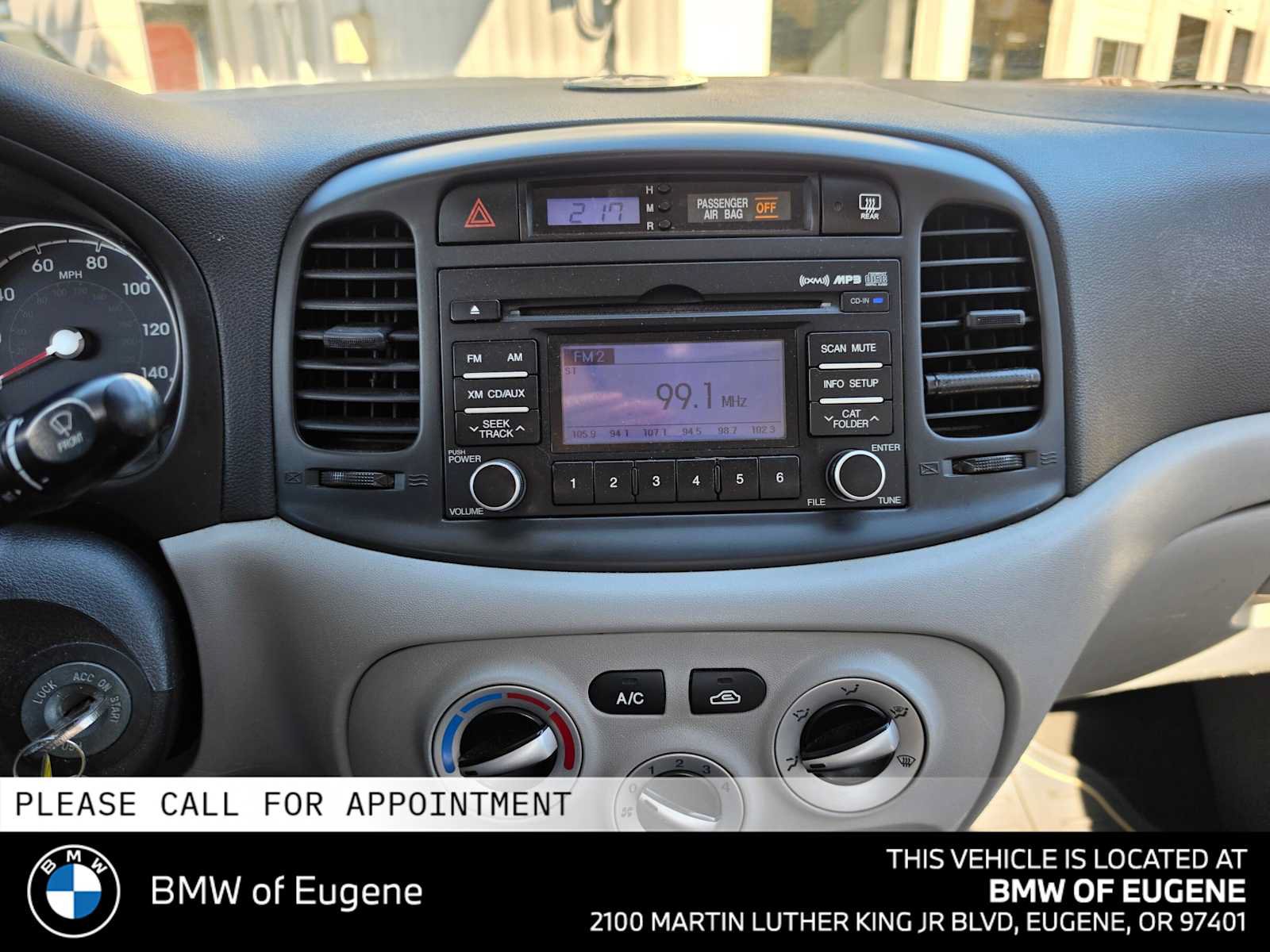 Used 2011 Hyundai Accent GLS FWD image 30