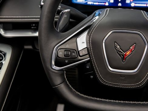 Used 2024 Chevrolet Corvette Stingray Premium Conv w/ Z51 Performance Package image 46