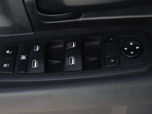 Used 2020 RAM 3500 Tradesman w/ Chrome Appearance Group image 23