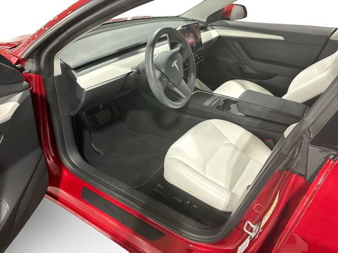 Certified 2023 Tesla Model 3 Long Range AWD/4WD image 9