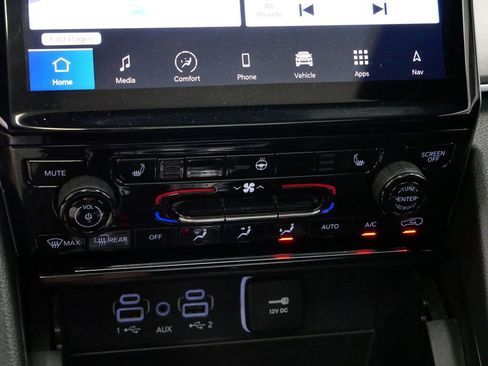 Used 2024 Jeep Grand Cherokee Limited 4xe image 35