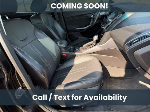 Used 2014 Ford Focus Titanium FWD image 10
