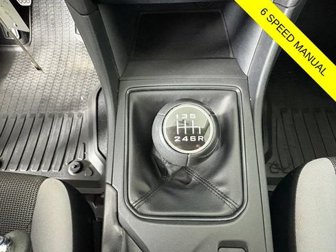 Used 2019 Subaru Crosstrek 2.0i AWD/4WD image 4
