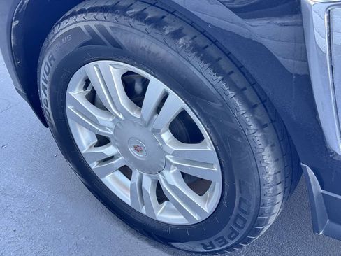 Used 2013 Cadillac SRX Luxury w/ LPO, U-Rail D-Rings Package FWD image 21
