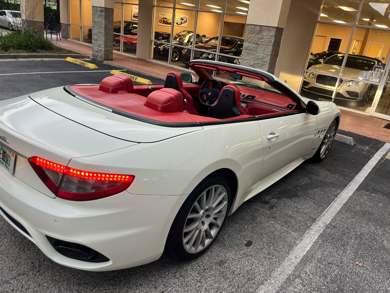 Used 2018 Maserati GranTurismo Sport RWD image 5