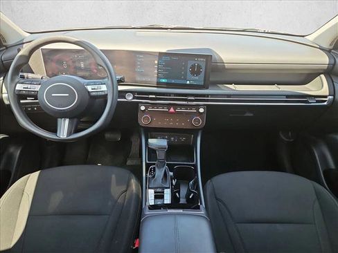 Used 2025 Hyundai Tucson SEL FWD image 24