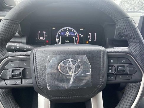 New 2025 Toyota Tacoma SR5 image 11