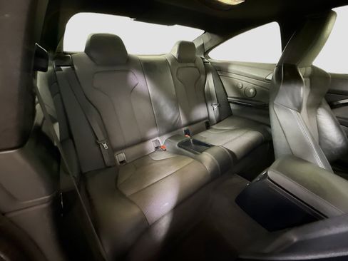 Used 2020 BMW M4 Coupe w/ M Driver's Package image 26