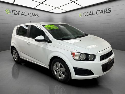 Used 2014 Chevrolet Sonic LS FWD image 3