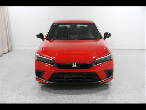 Used 2023 Honda Civic Sport image 2