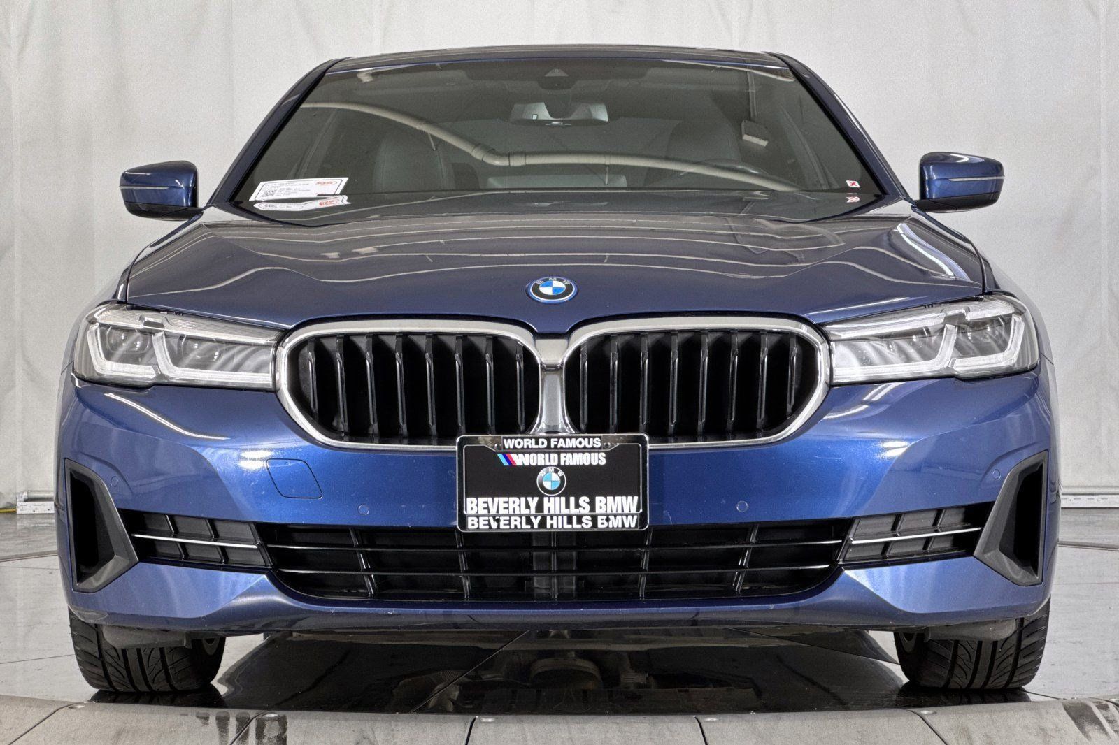 Used 2023 BMW 530e w/ Convenience Package RWD image 6