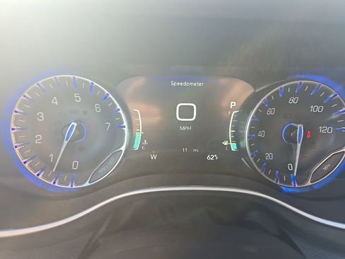 New 2026 Chrysler Pacifica Select image 17