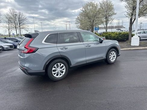 Used 2025 Honda CR-V LX image 14