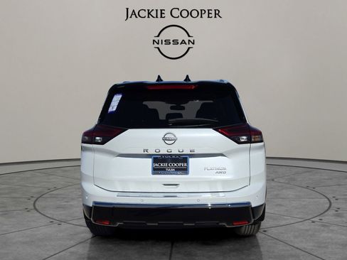 New 2026 Nissan Rogue Platinum w/ Tech Package image 4