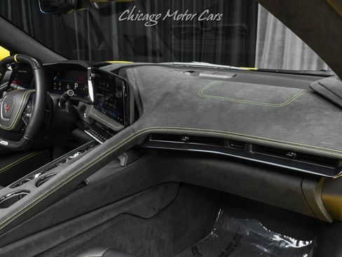 Used 2026 Chevrolet Corvette ZR1 w/ ZR1 Carbon Fiber Aero Package RWD image 26