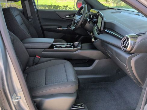 New 2026 Chevrolet Equinox LT w/ Safety and Technology Package image 25