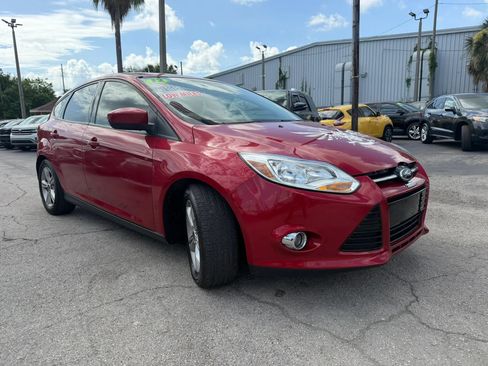 Used 2012 Ford Focus SE FWD image 3