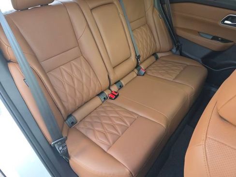 New 2026 Nissan Rogue Platinum w/ Platinum Premium Package image 16