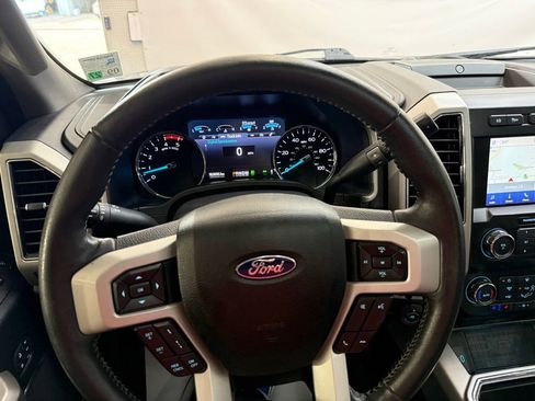 Used 2021 Ford F250 Lariat w/ Lariat Ultimate Package AWD/4WD image 11
