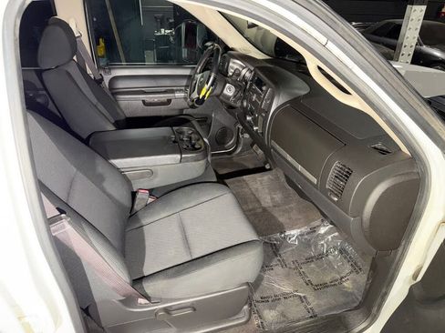 Used 2014 Chevrolet Silverado 2500 LT w/ Interior Plus Package AWD/4WD image 14
