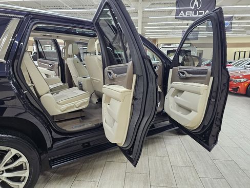 Used 2022 GMC Yukon Denali image 14