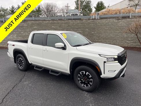 Used 2024 Nissan Frontier PRO-4X w/ Technology Package image 1