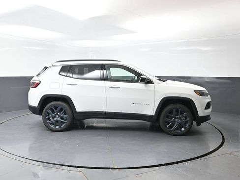 New 2026 Jeep Compass Latitude AWD/4WD image 2