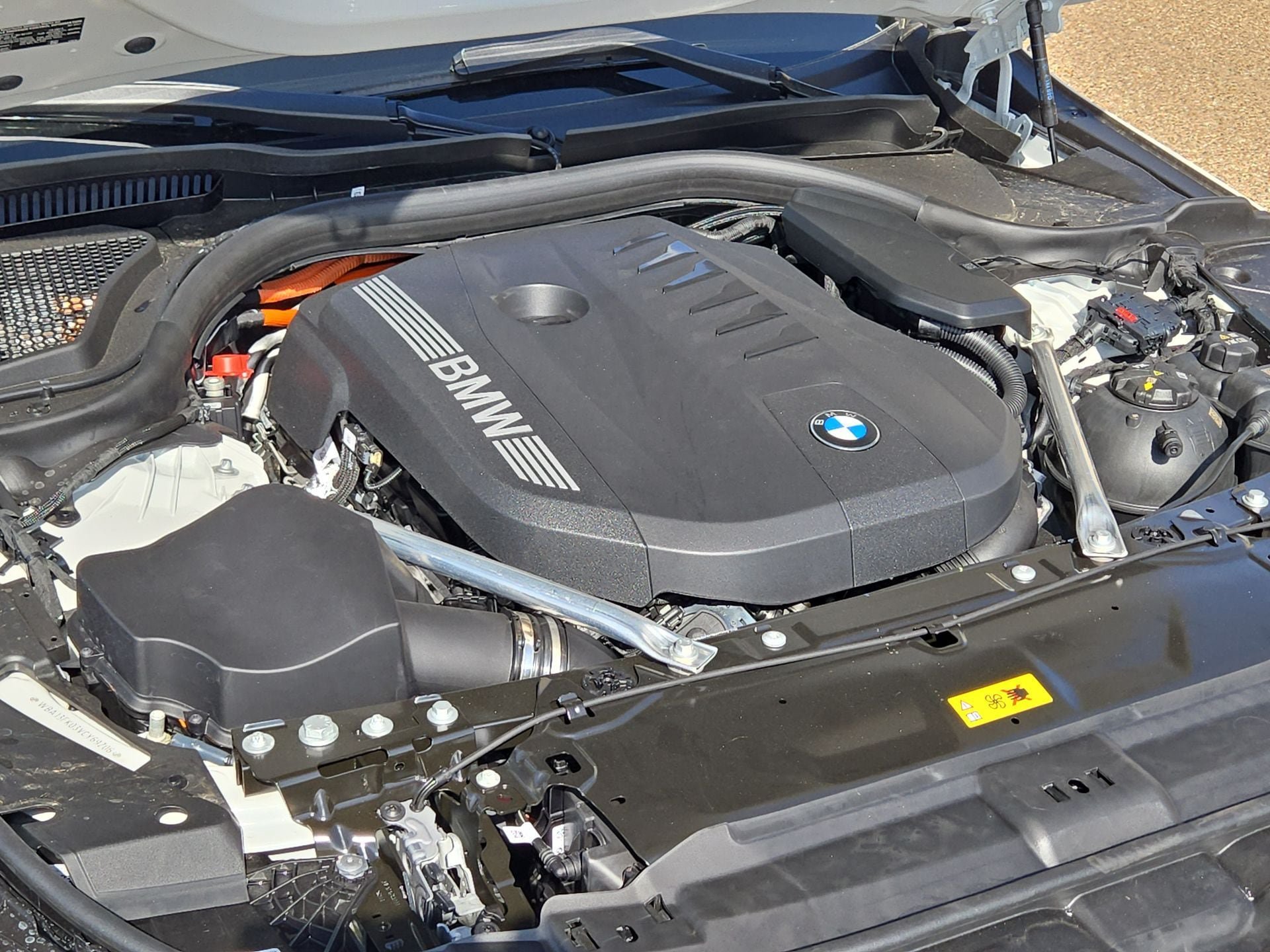 New 2027 BMW 550e xDrive AWD/4WD image 10