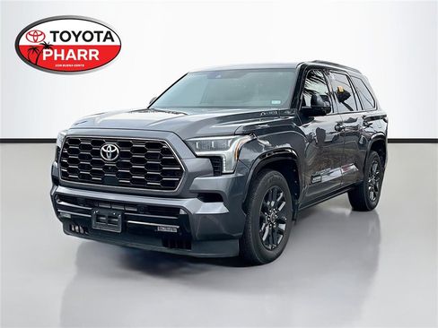 Used 2023 Toyota Sequoia Platinum image 1