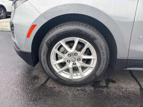 Used 2023 Chevrolet Equinox LT image 30