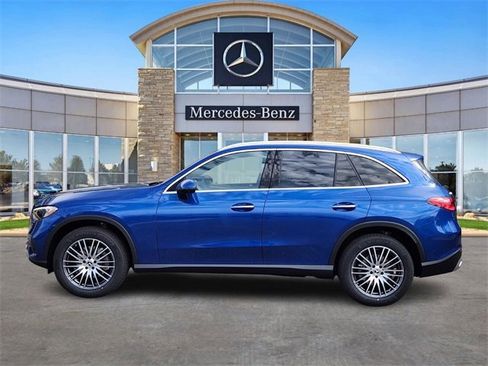 Certified 2025 Mercedes-Benz GLC 300 4MATIC image 2