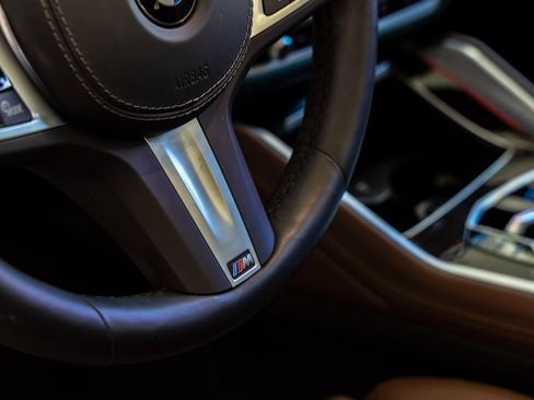 Certified 2025 BMW X6 xDrive40i image 19