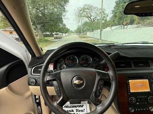 Used 2008 Chevrolet Tahoe LTZ w/ LTZ Preferred Equipment Group image 10