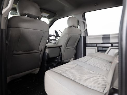 Used 2019 Ford F250 XLT image 17