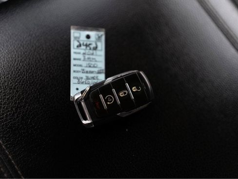 Used 2021 RAM 1500 Big Horn RWD image 21