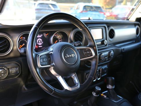 Used 2020 Jeep Gladiator Sport w/ Quick Order Package 24S image 14