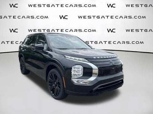 New 2026 Mitsubishi Outlander LE FWD image 5