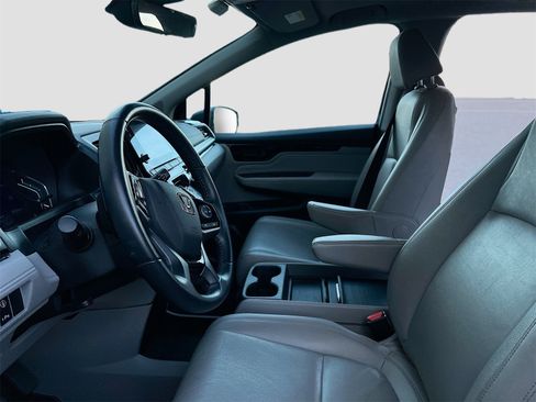 Used 2023 Honda Odyssey Touring image 21