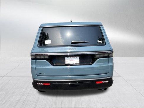 New 2026 Jeep Grand Wagoneer L Limited AWD/4WD image 6