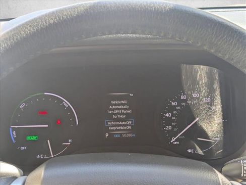 Used 2021 Toyota Sienna XLE image 14