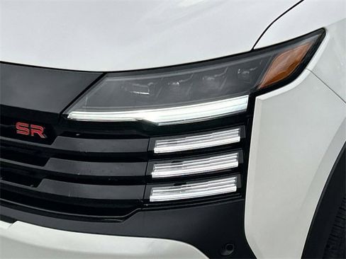 New 2026 Nissan Kicks SR w/ SR Premium Package image 10