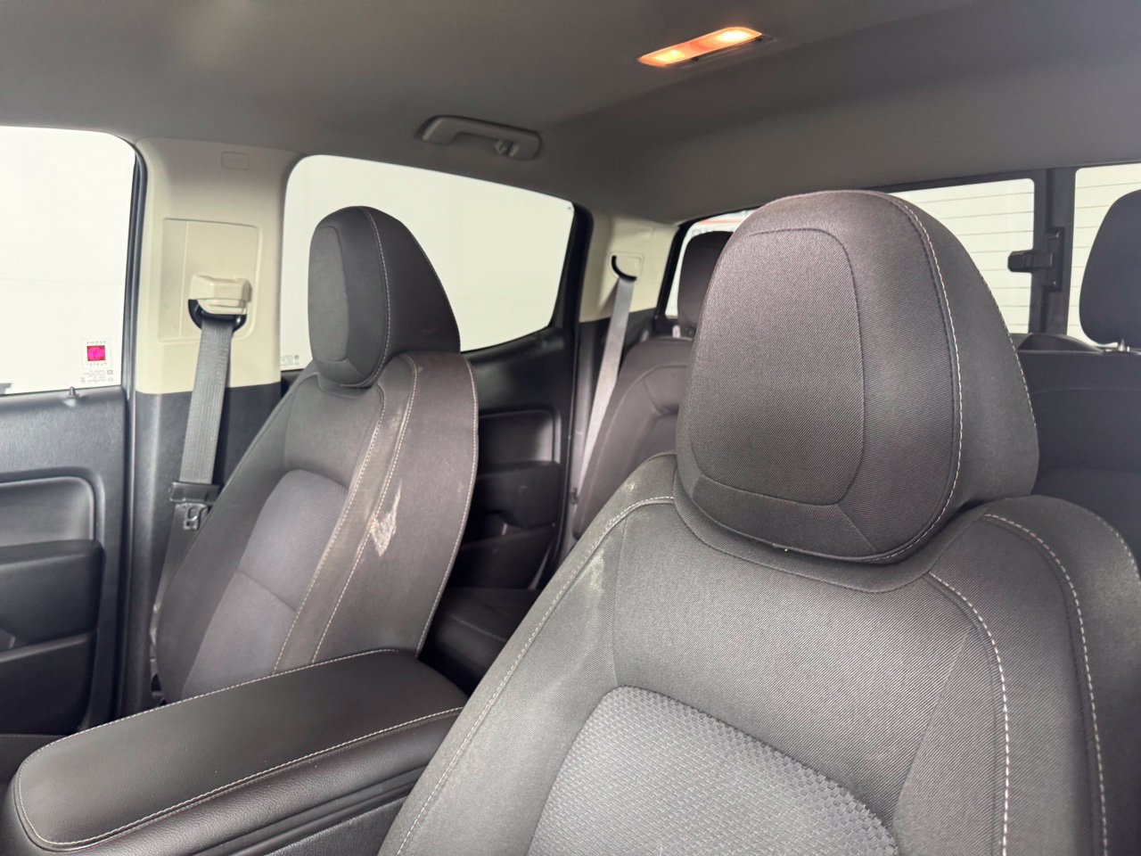 Used 2022 Chevrolet Colorado LT w/ LT Convenience Package RWD image 9