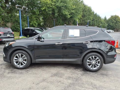 Used 2018 Hyundai Santa Fe Sport 2.0T w/ Cargo Package AWD/4WD image 6