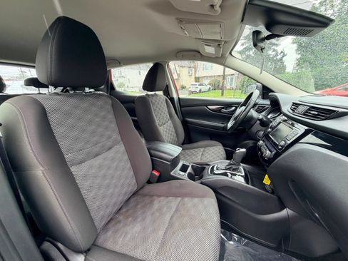 Used 2019 Nissan Rogue Sport SV w/ All-Weather Package AWD/4WD image 24