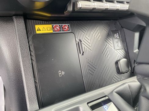 New 2025 Toyota 4Runner TRD Off-Road Premium image 37