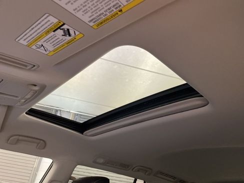 Used 2019 INFINITI QX80 Luxe w/ 22" Wheel Package image 18