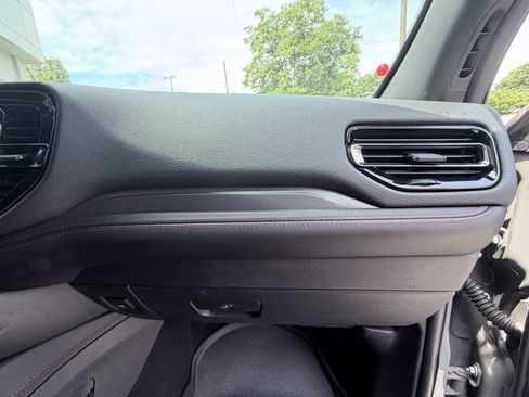 Used 2024 Dodge Durango R/T RWD image 21