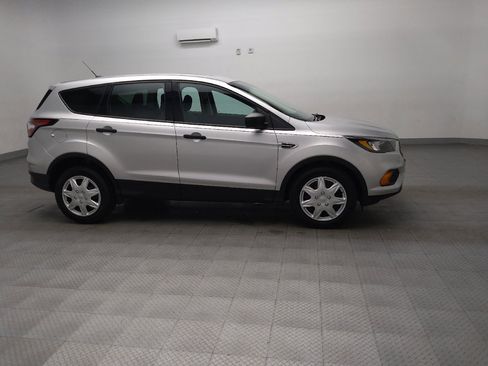 Used 2018 Ford Escape S FWD image 11