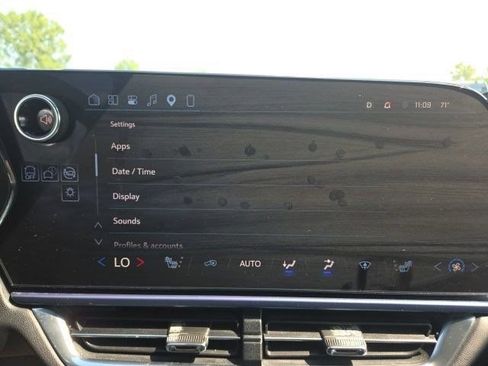Used 2025 Chevrolet Equinox EV LT w/ Convenience Package FWD image 25